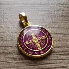 メダイ チャーム