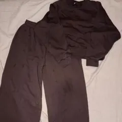 UNIQLO スウェットセットアップ