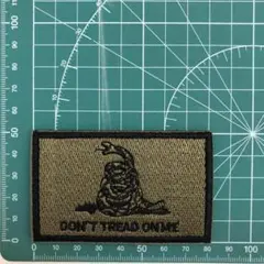 【Z042】ミリタリー パッチ ワッペン サバゲー サバイバル 刺繍 ベルクロ