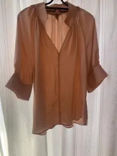 ［8/9午前で終了］ H&M ピンク　ブラウスのサムネイル