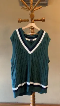 【値下げ可能】GAP ニットベスト