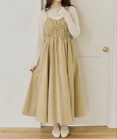 OLUNキャミワンピース ベージュ