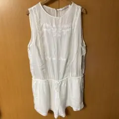 ZARA オールインワン　刺繍　白　Lサイズのサムネイル