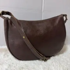イルビゾンテ ショルダーバッグ 大きい ダークブラウン ハーフムーン