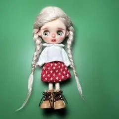 カスタムブライス お人形遊び