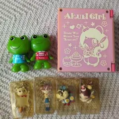 希少 よばれてとびでてアクビちゃん 未使用4種＆三面鏡時計＆興和カエルソフビ
