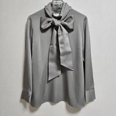 新品　セオリーリュクス　 ボウタイサテンブラウス　2way グレー