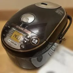 ZOJIRUSHI/圧力IH炊飯ジャー極め炊き/NW-TA10型/5.5合炊きのサムネイル