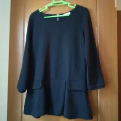 HusHusH 黒 長袖 ペプラムチュニック サイズ1