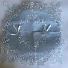 近沢レースティッシュボックスカバー