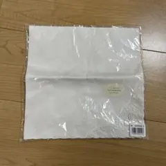 INTERMODE 刺繍入りホワイトハンカチ 40505006