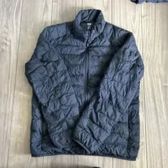 UNIQLO ブラック　ダウンジャケット Mサイズ