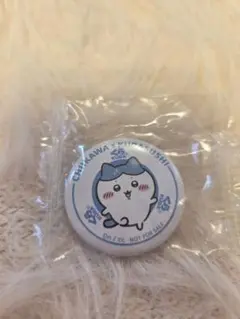 ちいかわ くら寿司 ビッくらポン 缶バッジ　ハチワレ
