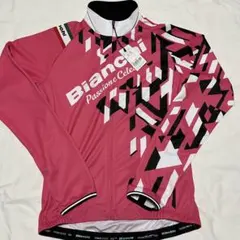 Item thumbnail for item fc87d083-6198-483f-96fd-c5ba4f2fd136