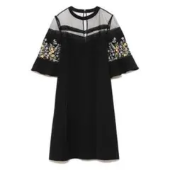 LilyBrown フラワー刺繍ミニワンピース