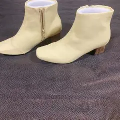 Item thumbnail for item 033abf46-2447-49ba-b64e-877205e6b828