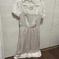 ベージュ 半袖 レース サテン ドレス