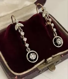 美品☆フランス製 ダイヤモンドピアス 18K ドルムーズ スリーパーズ 