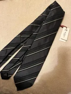 2026年最新】アットヴァンヌッチの人気アイテム - メルカリ