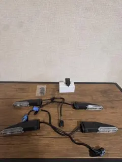 Z900RS 純正LEDウインカー 前後4個セット 美品 動作確認済 車検対応のサムネイル