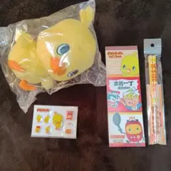 チキンラーメンひよこちゃん ぬいぐるみ　メモ帳　鉛筆　シール