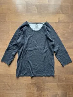 vネック 長袖カットソー