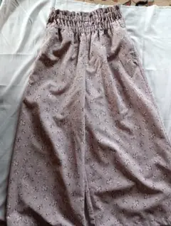 花柄コーディロイワイドパンツ