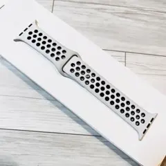 【美品】NIKE スポーツバンド ピュアプラチナム ブラック 45mm