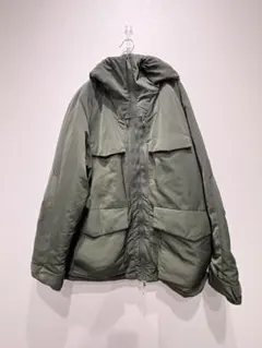 ホワイトマウンテニアリング ダウンジャケット