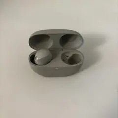 SONYイヤホンWF-1000XM5片耳(左)と充電ケース