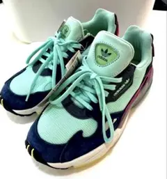 adidas FALCON アディダス　ファルコンスニーカー 23cm