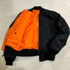 ビンテージ80年代アルファMA-1リバーシブルフライトJKT黒オレンジXL