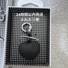 CASETiFY Charm Keychain - Puffy Heart