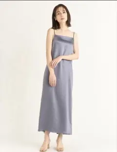 【SNIDEL】サテンキャミワンピース　ブルー