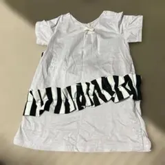 ストライプフリル付き白Tシャツ110㎝