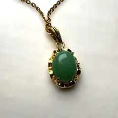 ヴィンテージ オーバル グリーンストーン ネックレス ゴールドカラー 美品