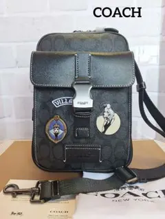 COACH ブラック ショルダーバッグ パッチ付き