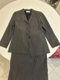 グレー ストライプ スカートスーツ