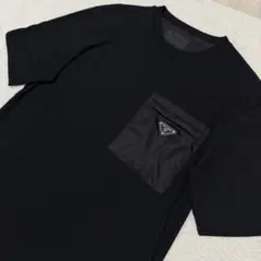 【極美品】プラダ 三角ロゴプレート　ナイロンポケットTシャツ 黒色 切替のサムネイル
