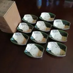 瀬戸焼　加藤作助　織部絵替小皿　10枚　大正～昭和中期 瀬戸焼 織部角小皿 5枚 11.3cm 大正～昭和初期 - メルカリ