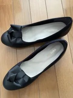 値下げ中>>velikoko ブラック リボンパンプス 25.0 W