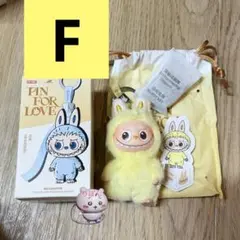 THE MONSTERS PIN FOR LOVE ラブブ　イニシャル
