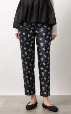 新品　OPAQUE.CLIP 花柄テーパードパンツ　洗濯機洗い可