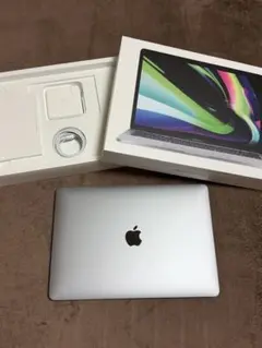 美品 MacBook Pro 13 インチ M1 8GB / 512GB