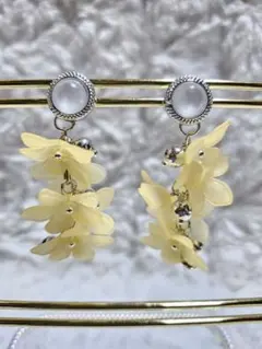 187)フラワー 花畑 ハンドメイド ピアス レジン 銀 オレンジ シルバー