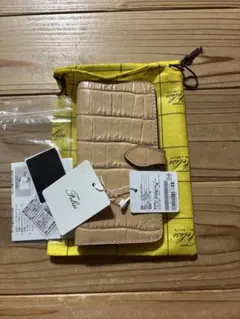 フェリージ　スマホケースのサムネイル