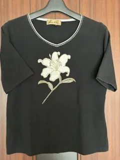 Yukiko Hanai 花柄刺繍 半袖Tシャツ ブラックのサムネイル