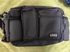 Item thumbnail for item a7706509-9880-463e-86ac-227bbd724946