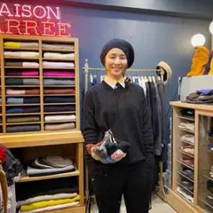 MAISON CARREEメゾンカレ　カシミヤニット