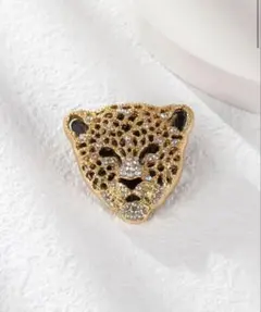 【新品】レオパード ブローチ ヒョウ ヘッド 亜鉛合金　約25g